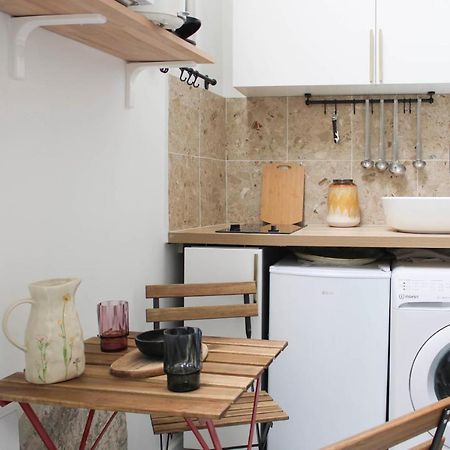 باريس Cosy Apartment - Near Le Marais المظهر الخارجي الصورة