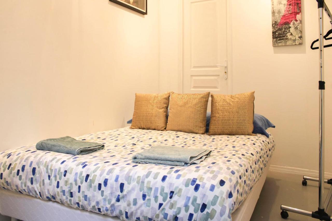 باريس Cosy Apartment - Near Le Marais المظهر الخارجي الصورة