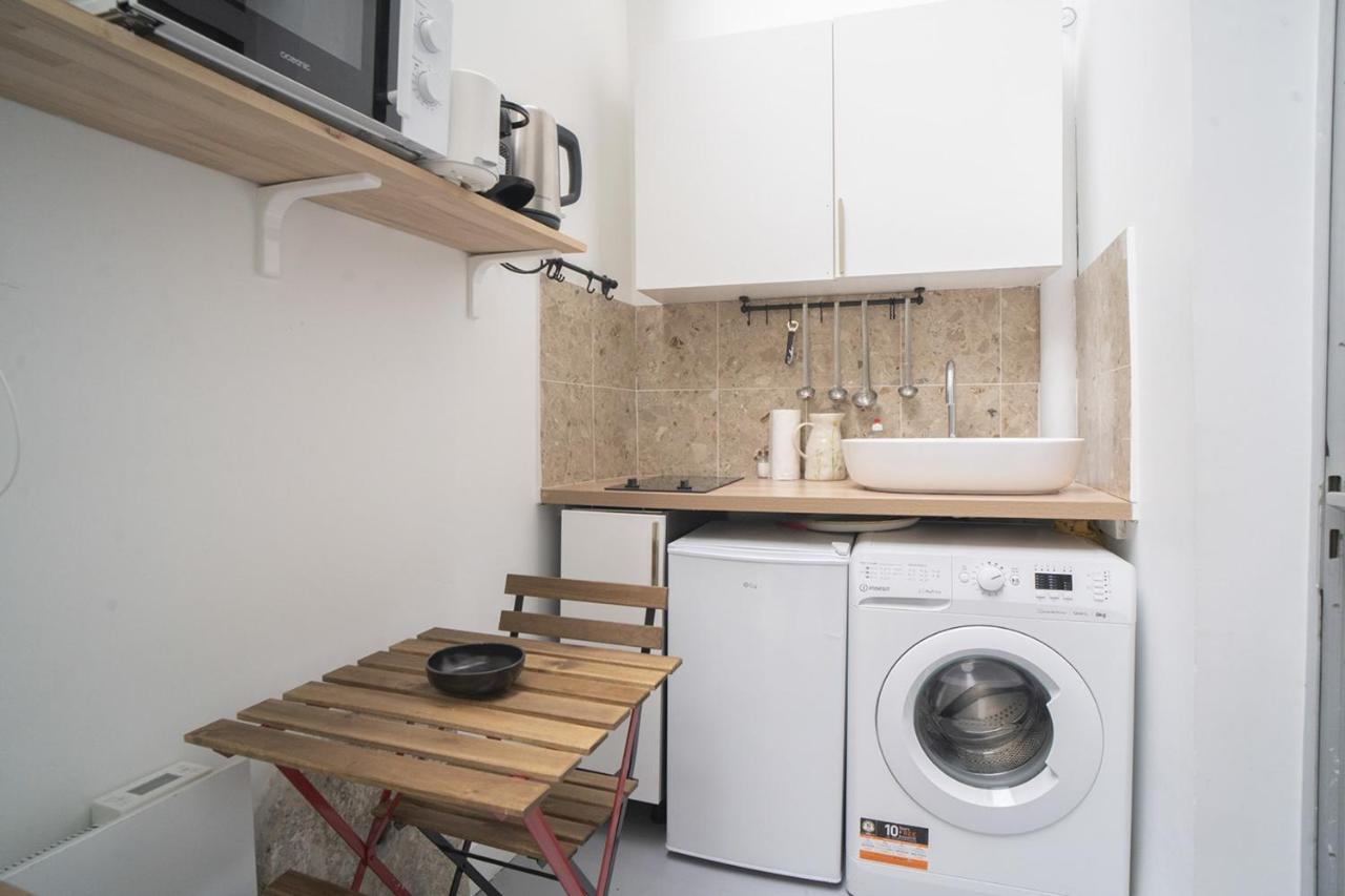 باريس Cosy Apartment - Near Le Marais المظهر الخارجي الصورة